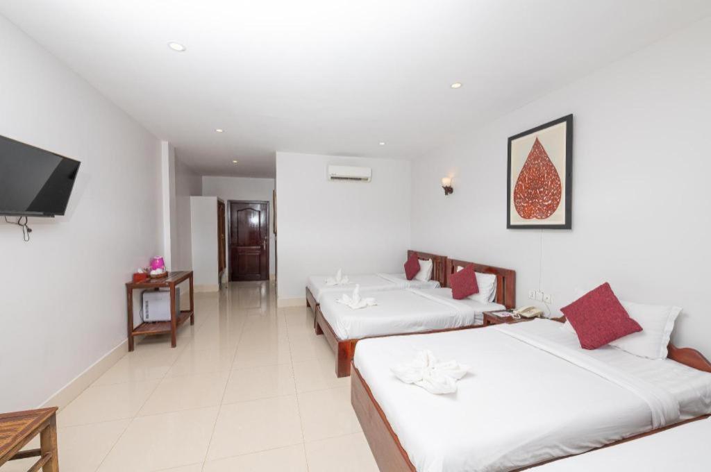 Damnak Soksan Hotel Сиемрип Экстерьер фото